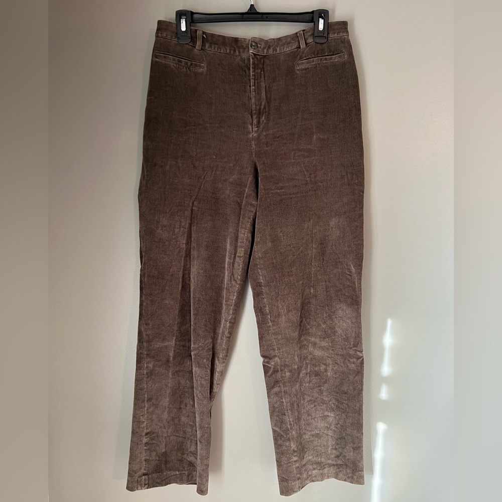 Vintage Rafaella Olive Green Corduroy Pants - size (12) best for size (8/10)
